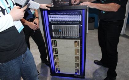 مدیرعامل انویدیا ، برنامه عجیبی برای نسل بعدی سرورهای DGX دارد